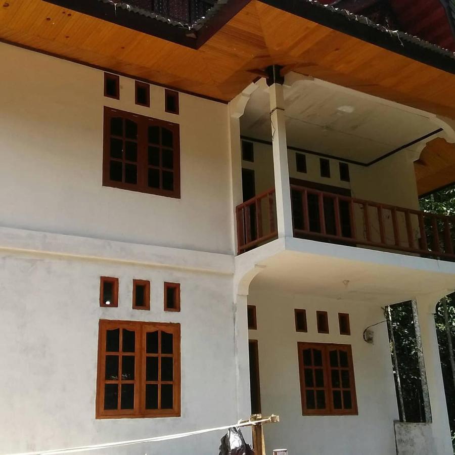 Sugi House Toraja - Villa Penginapan Sewa Harian Rantepao Kültér fotó